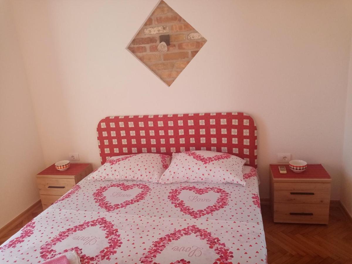Apartmani Bosco Tivat Exterior photo